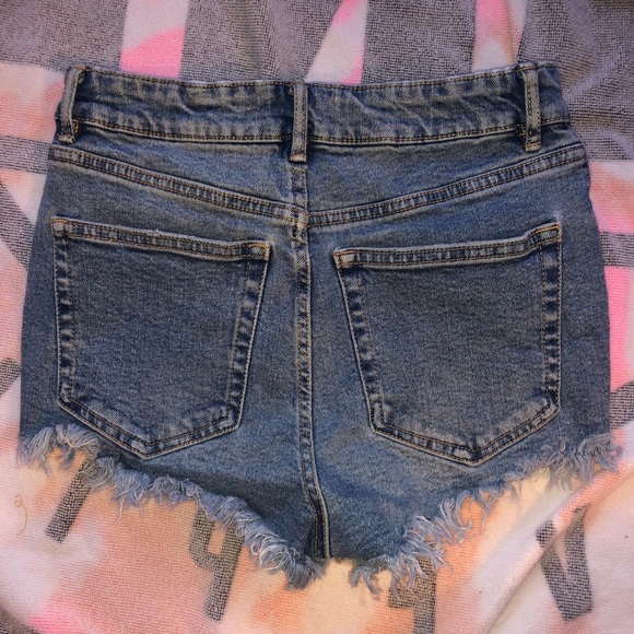 Zara Hi Rise Denim Shorts - Picture 3 of 4